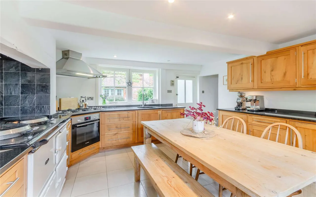 College Street, East Bridgford, Nottingham, NG13 8LE, photo 10