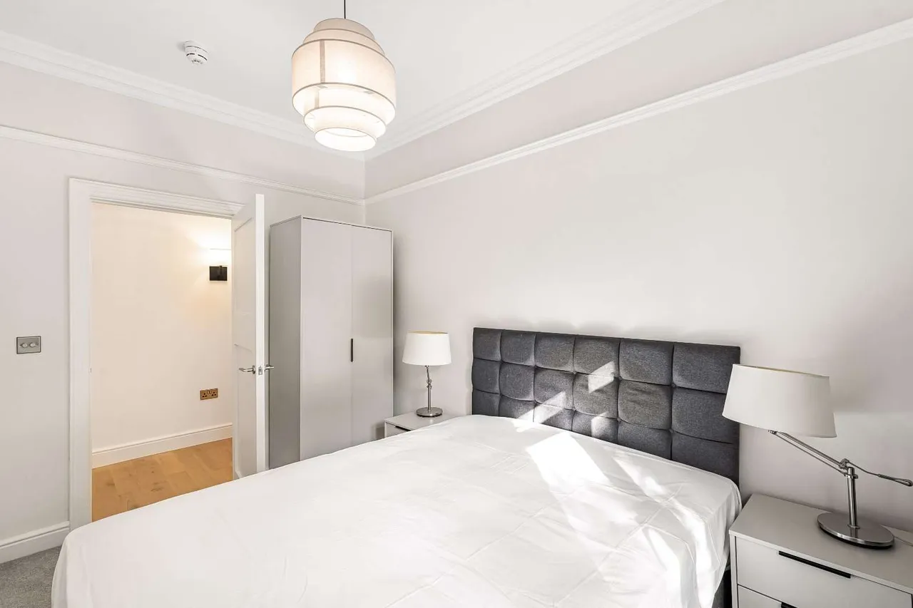 Connaught Street, London, W2, photo 18