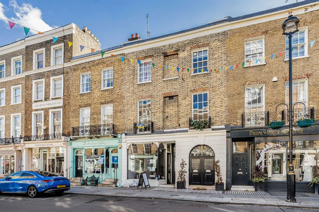 Connaught Street, London, W2, photo 13