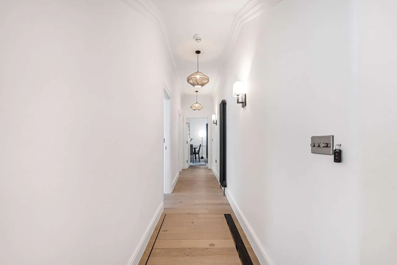 Connaught Street, London, W2, photo 9