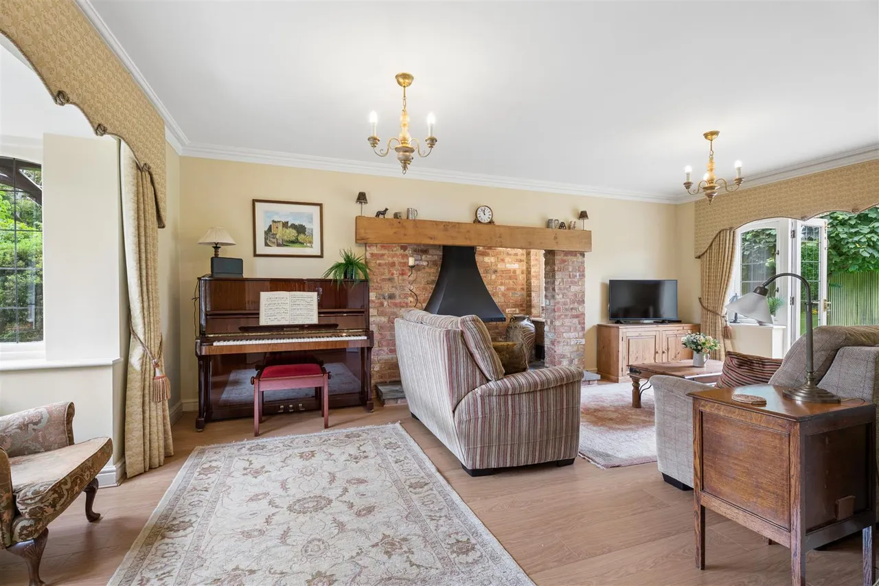 Timpsons Row, Olney, photo 11