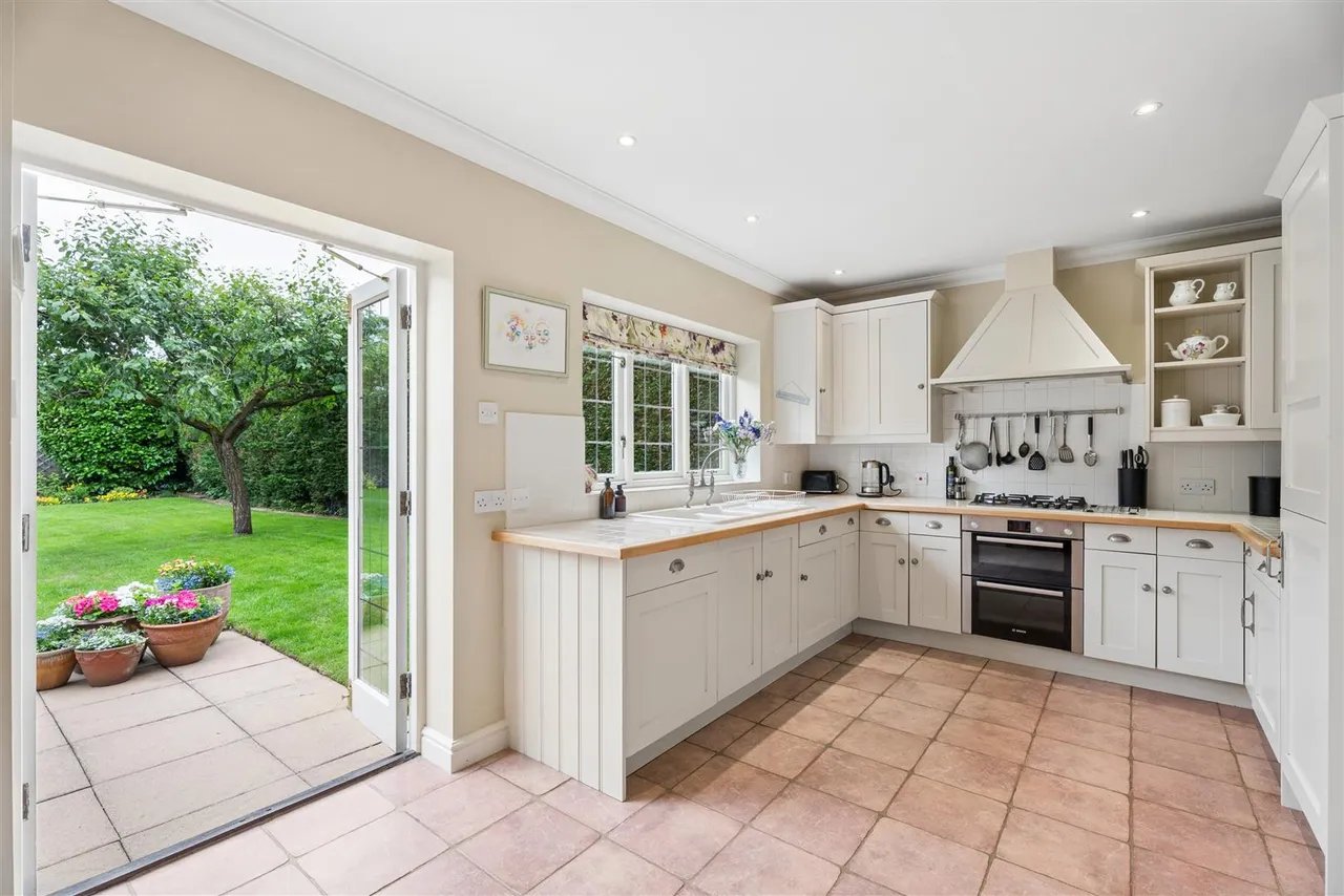 Timpsons Row, Olney, photo 5