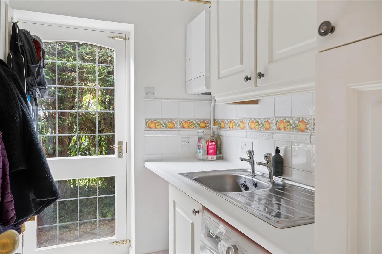 Timpsons Row, Olney, photo 13