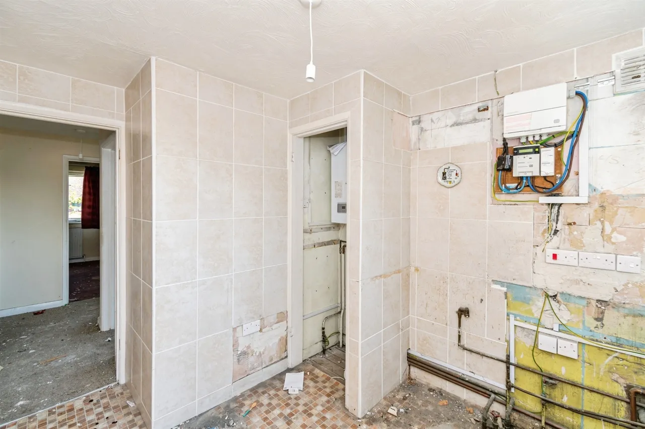 Swaythling Road, West End, Southampton, photo 12