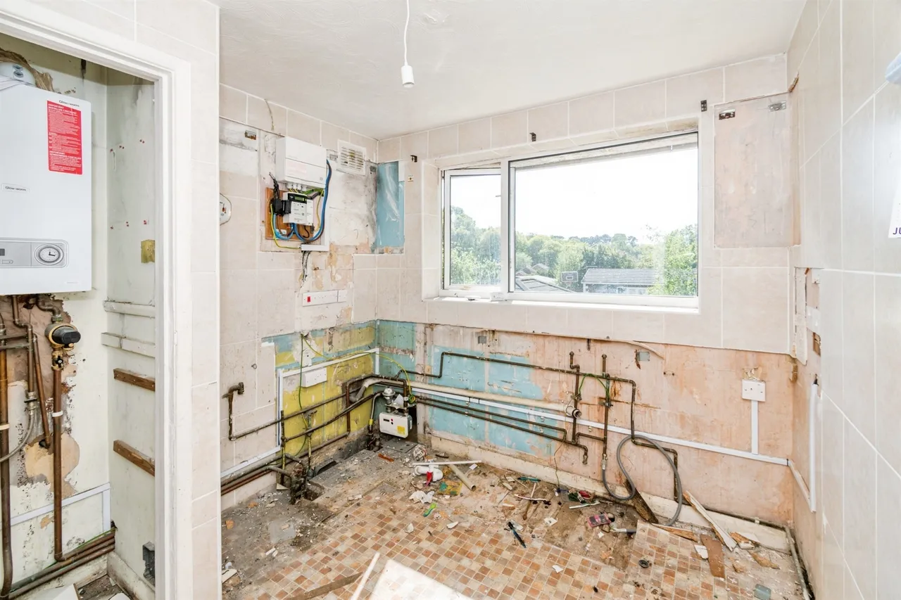 Swaythling Road, West End, Southampton, photo 5