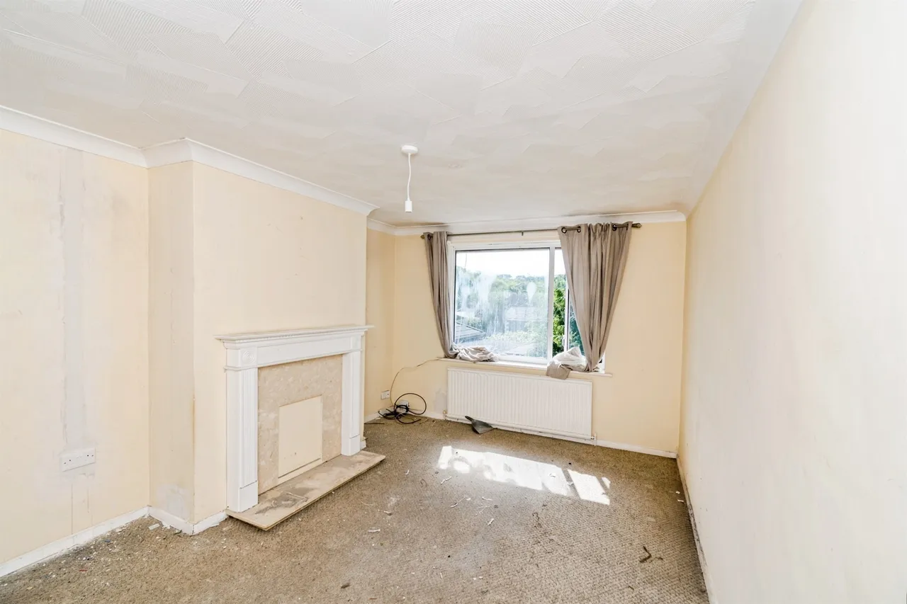 Swaythling Road, West End, Southampton, photo 4
