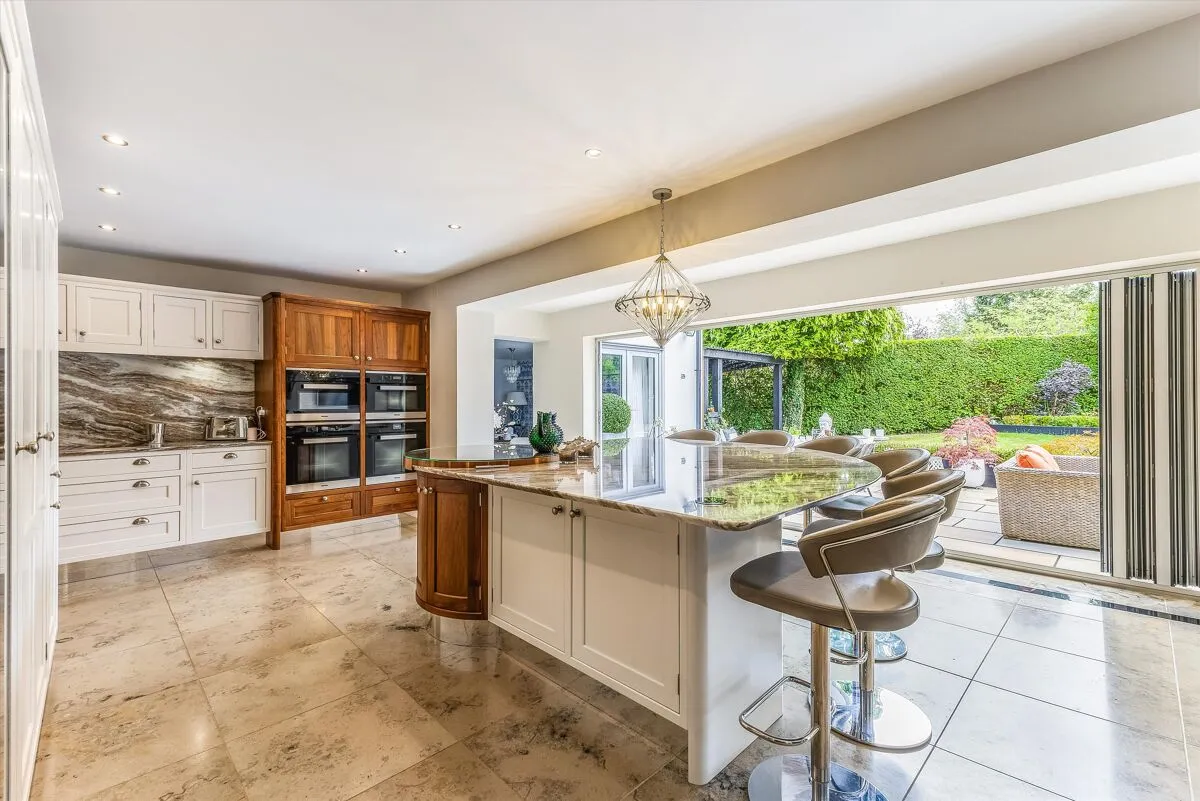 Warwick Crescent, Harrogate, HG2, photo 2