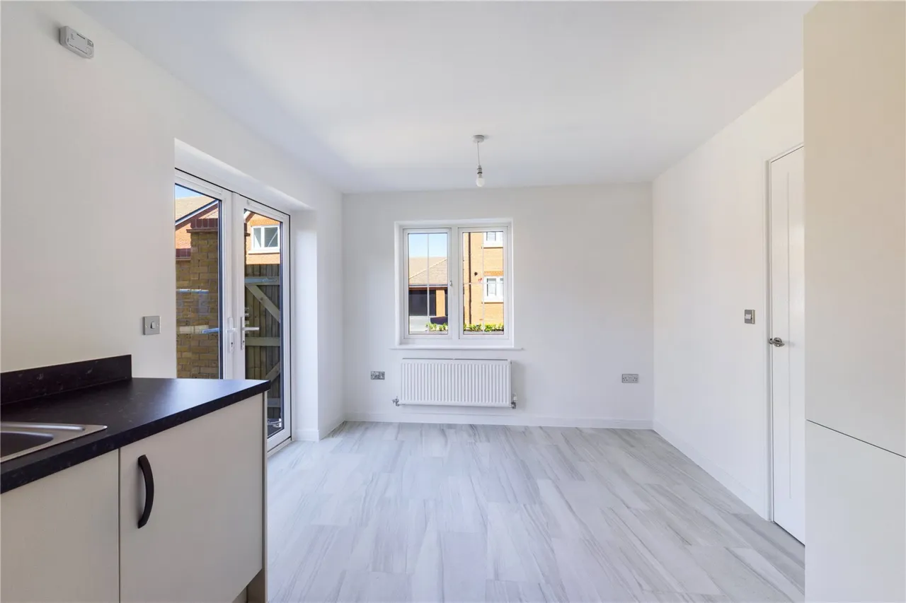 Honey Bee Street, Calcot, RG31, photo 7