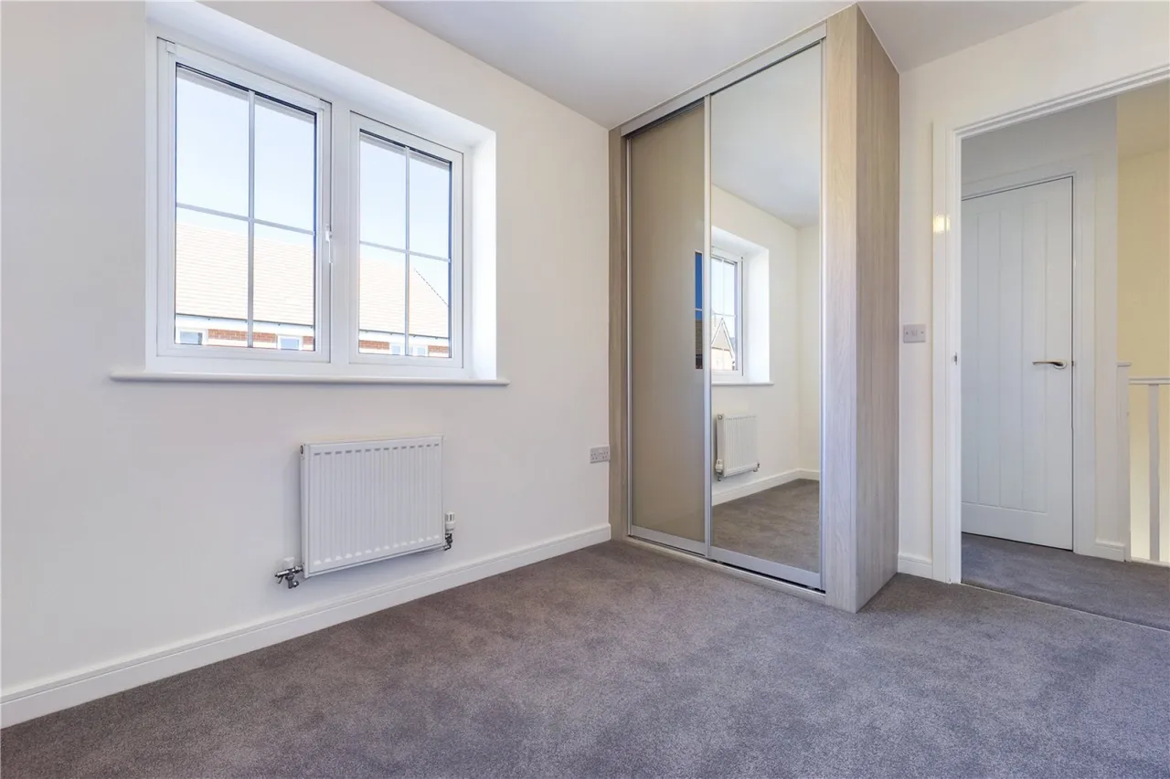 Honey Bee Street, Calcot, RG31, photo 13