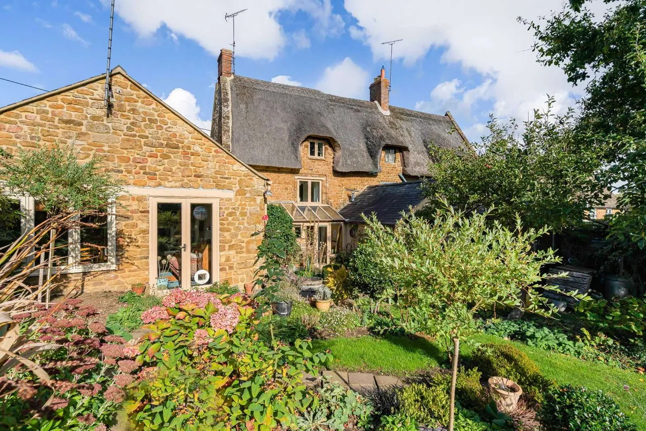 2 bed house for sale, Park Lane, North Newington, OX15