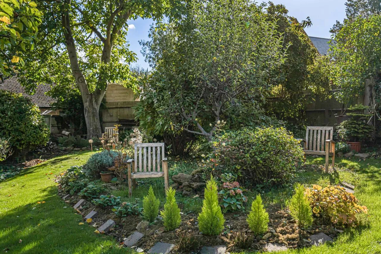 Park Lane, North Newington, OX15, photo 13