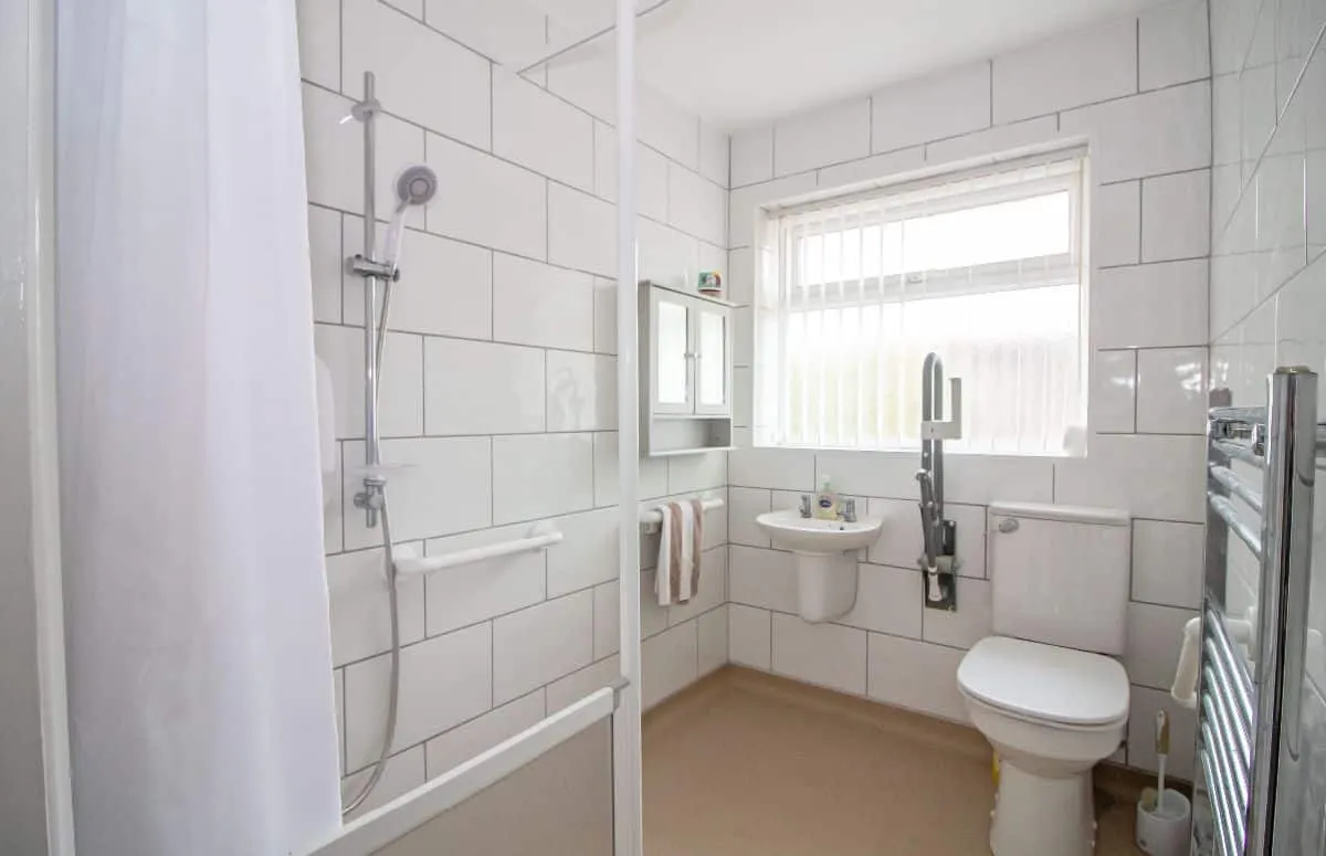 Spring Vale, Waterlooville, PO8 9DB, photo 8
