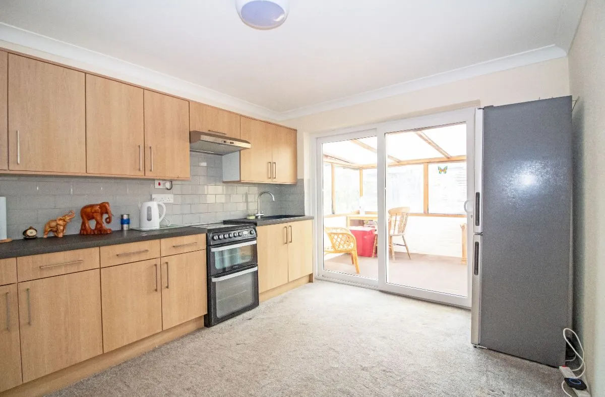 Spring Vale, Waterlooville, PO8 9DB, photo 4