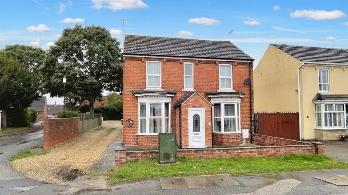 3 bed property investment for sale, Station Road, North Hykeham