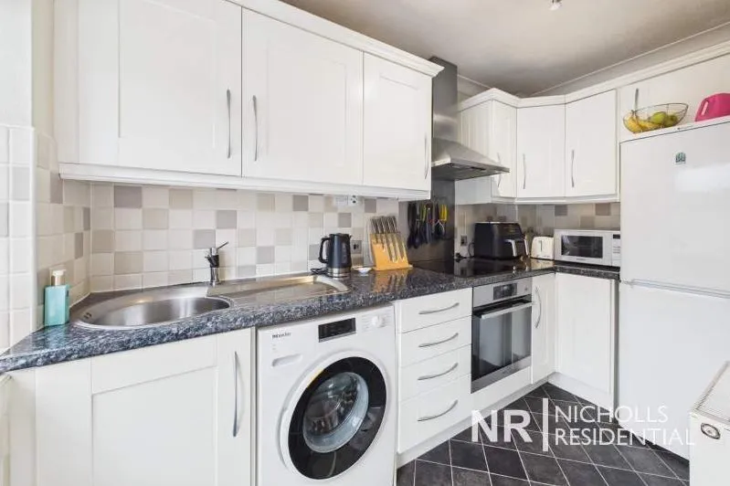 Andrews Close, Worcester Park, KT4, photo 4