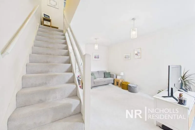Andrews Close, Worcester Park, KT4, photo 10