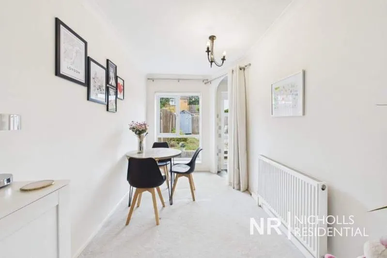 Andrews Close, Worcester Park, KT4, photo 3