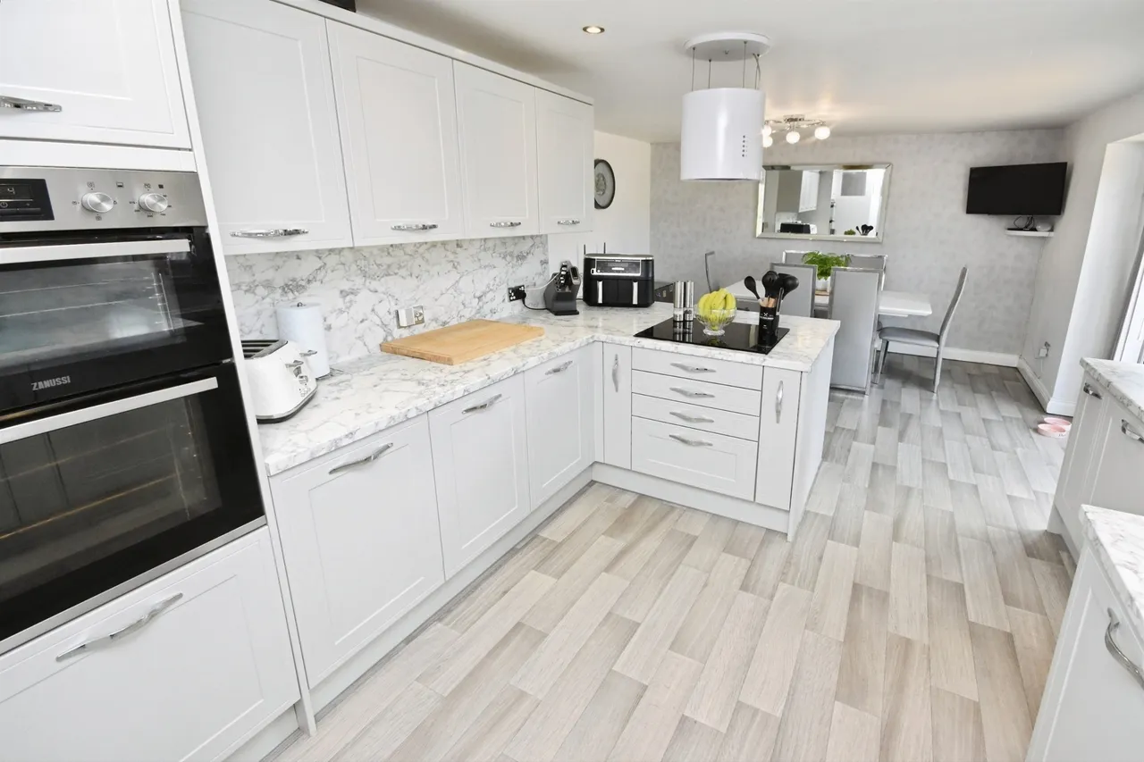 Bulford Close, Cressing, Braintree, photo 8