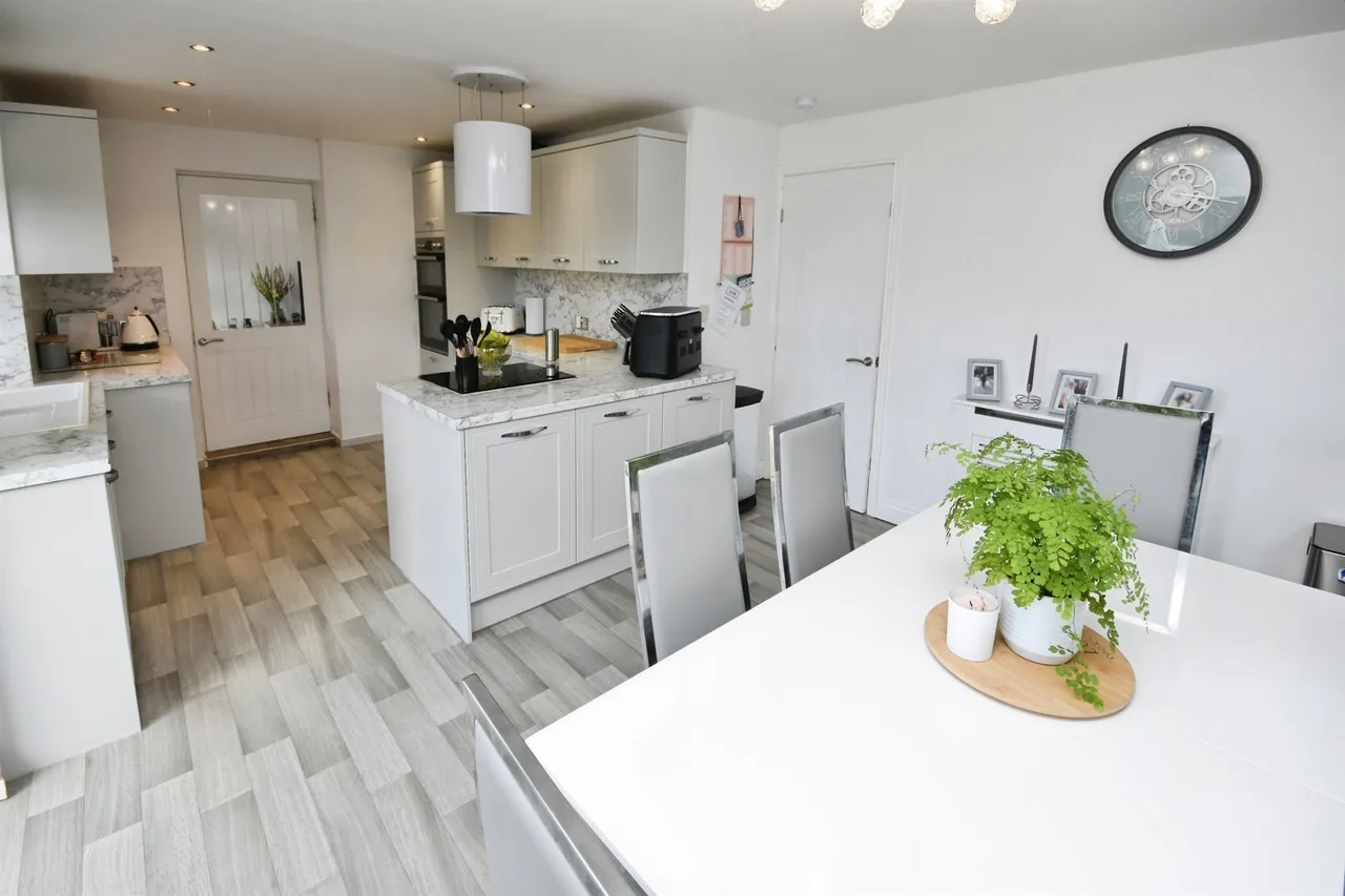 Bulford Close, Cressing, Braintree, photo 6