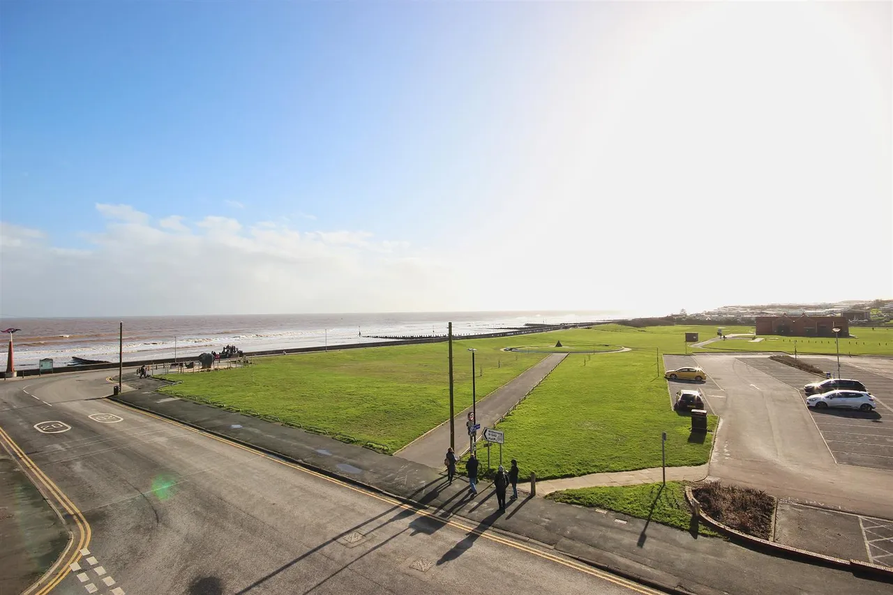 Broadway House, Hornsea, photo 14