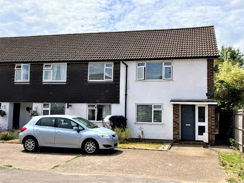 Chertsey Road, Byfleet, KT14, photo 9