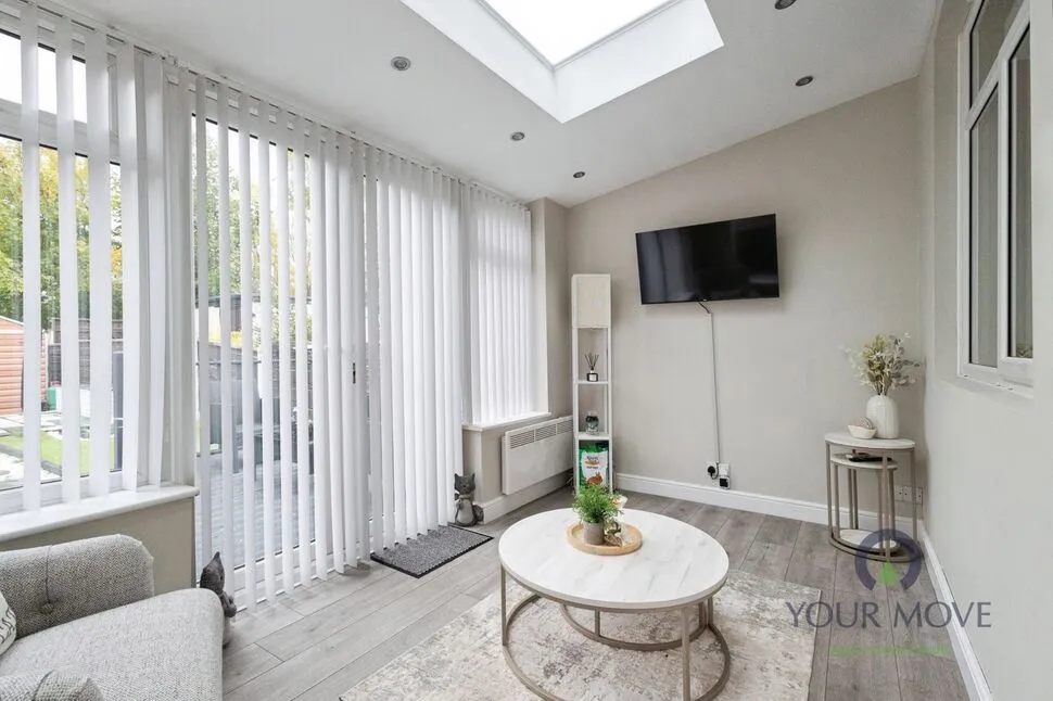 Merton Avenue, Oldham, OL8, photo 5