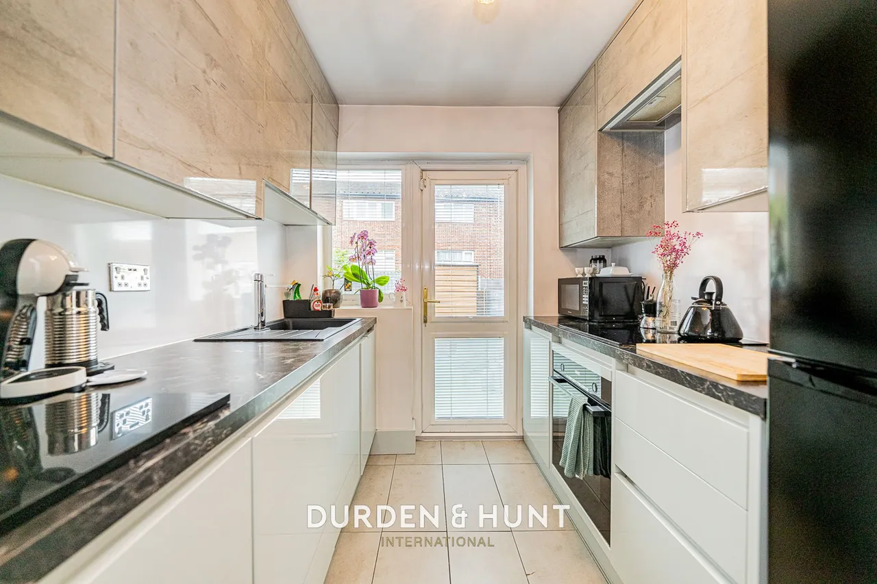 Guardian Close, Hornchurch, RM11, photo 5