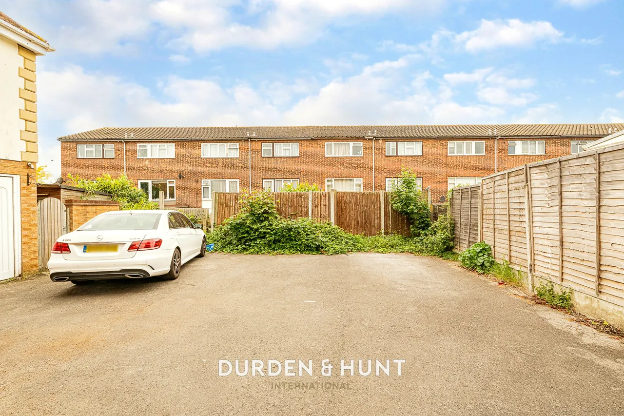 Guardian Close, Hornchurch, RM11, photo 15