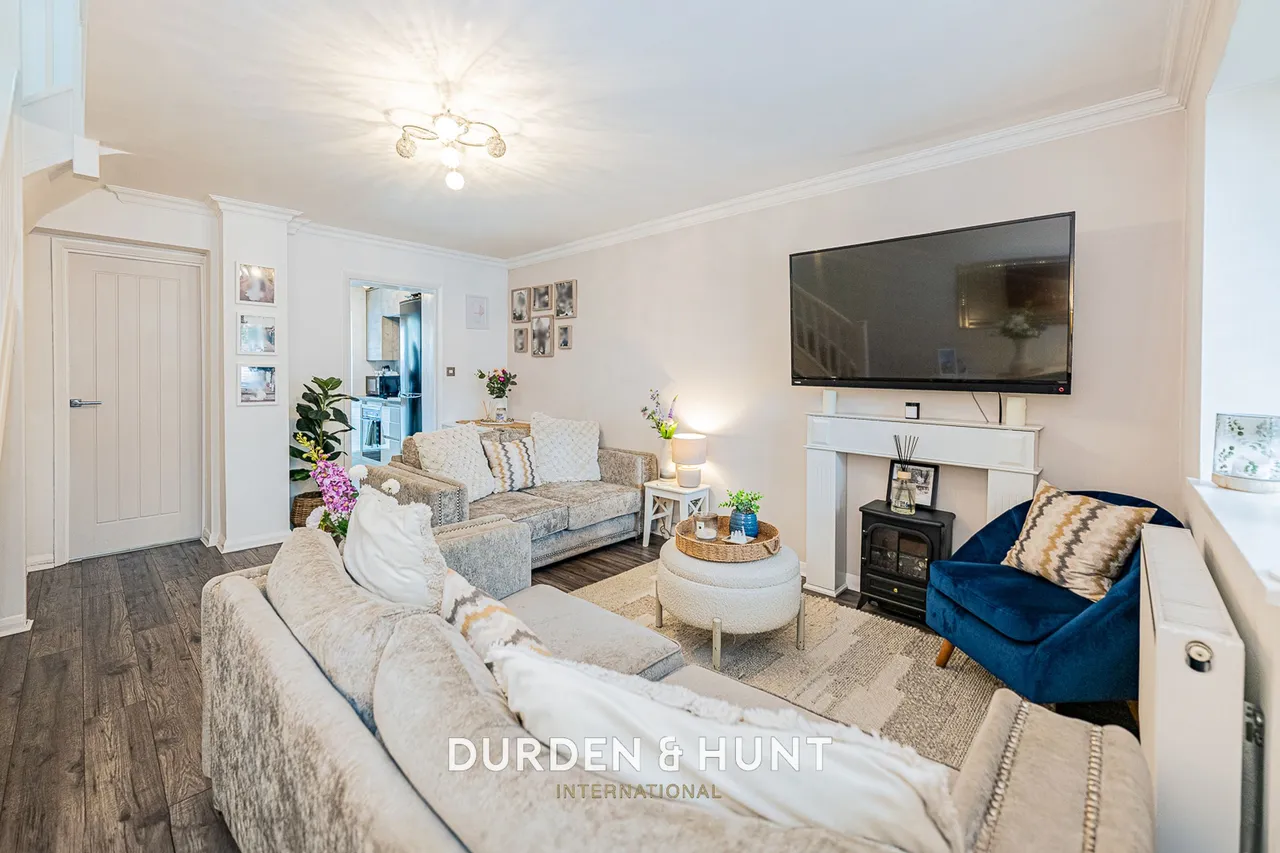 Guardian Close, Hornchurch, RM11, photo 3