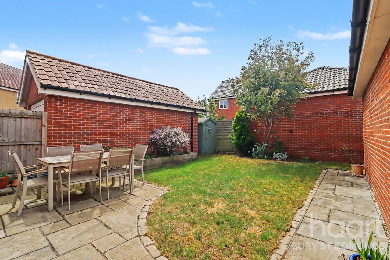 Myrtlewood Road, Bury St Edmunds, IP32, photo 17