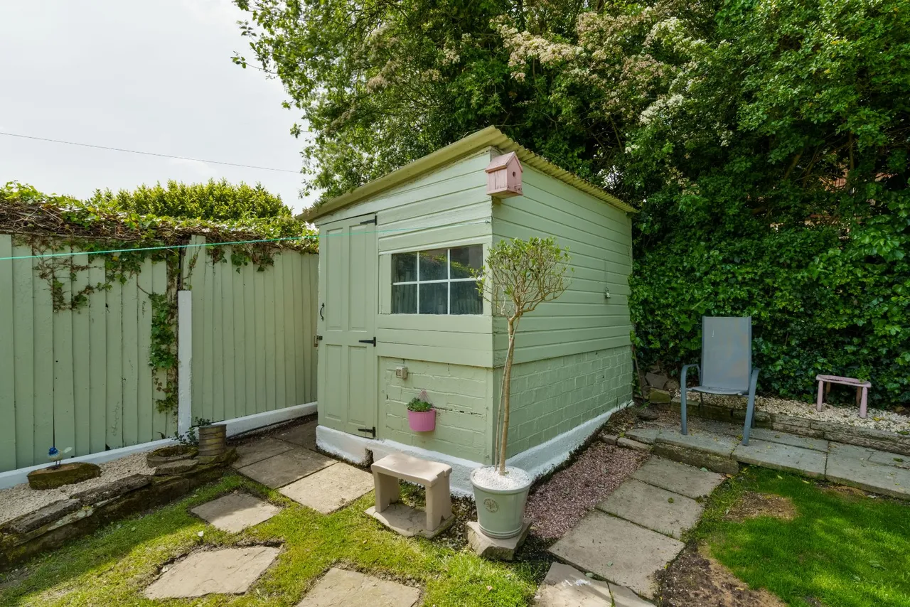 School Brow, Romiley, SK6, photo 21