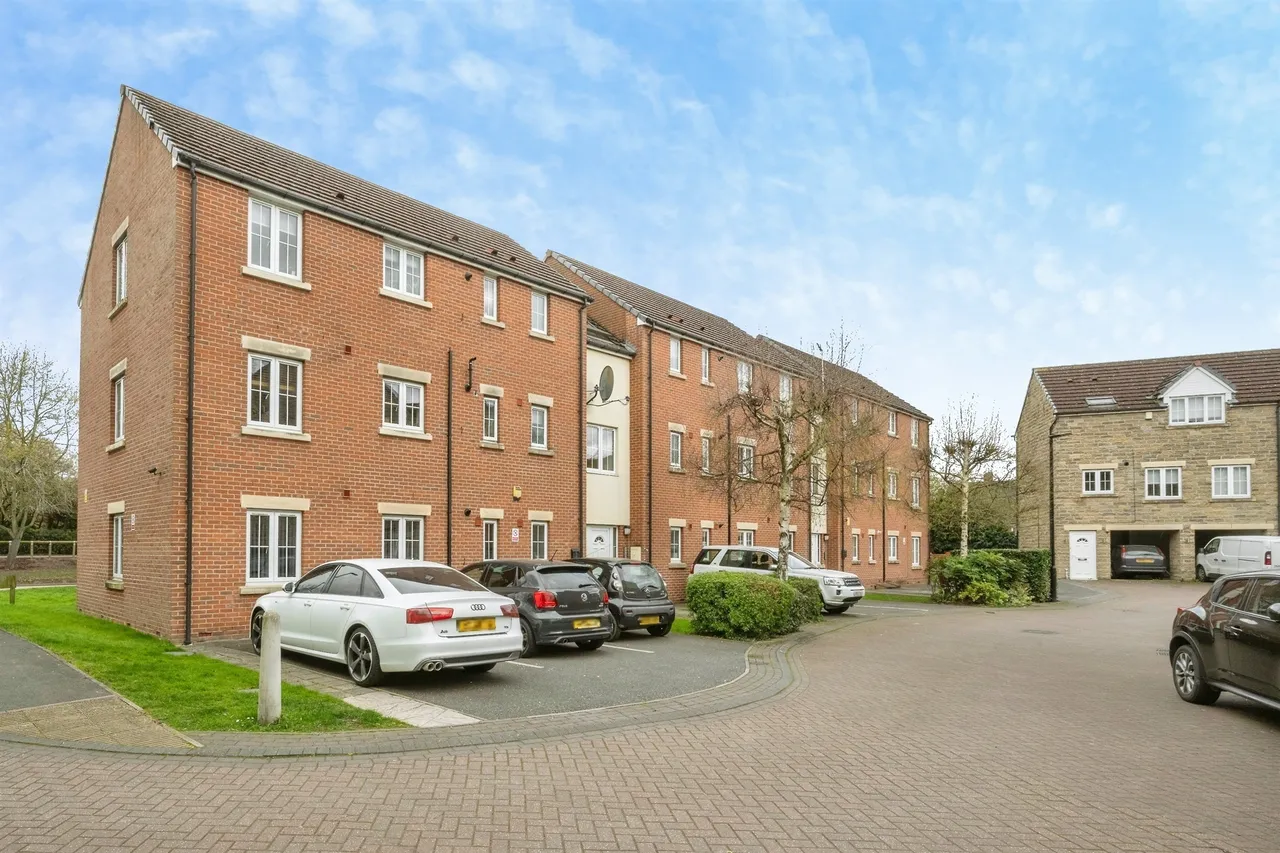 Fieldside, Thorne, Doncaster, photo 10