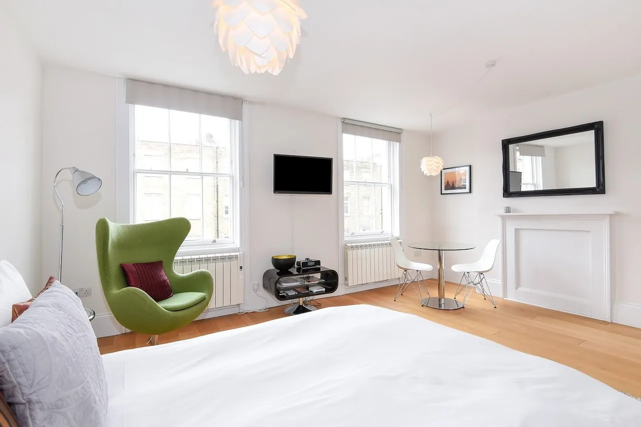 Gloucester Place, Marylebone, London, NW1, photo 2