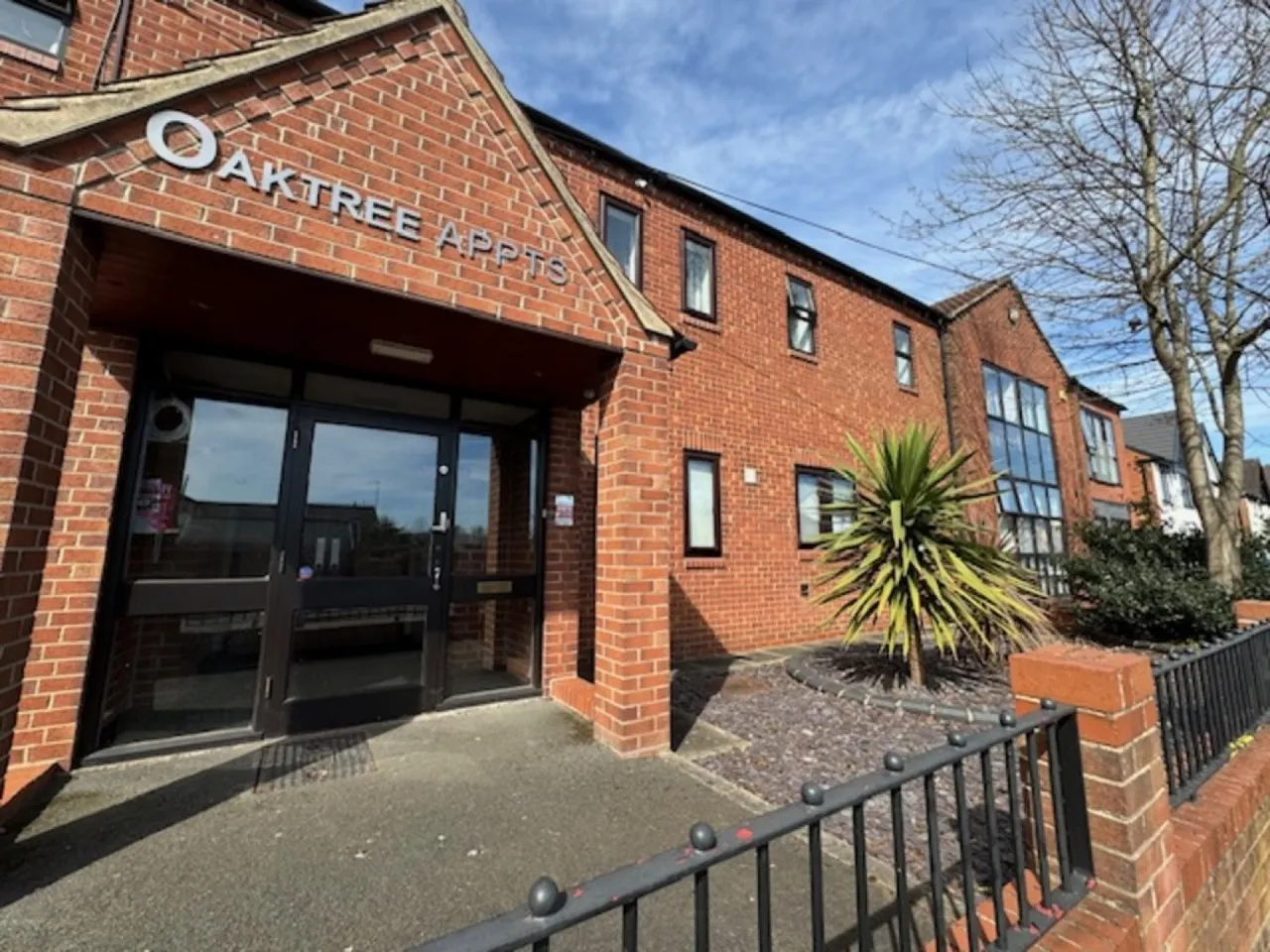 Oak Tree Apartments, 1-3 Reginald Road South, photo 9