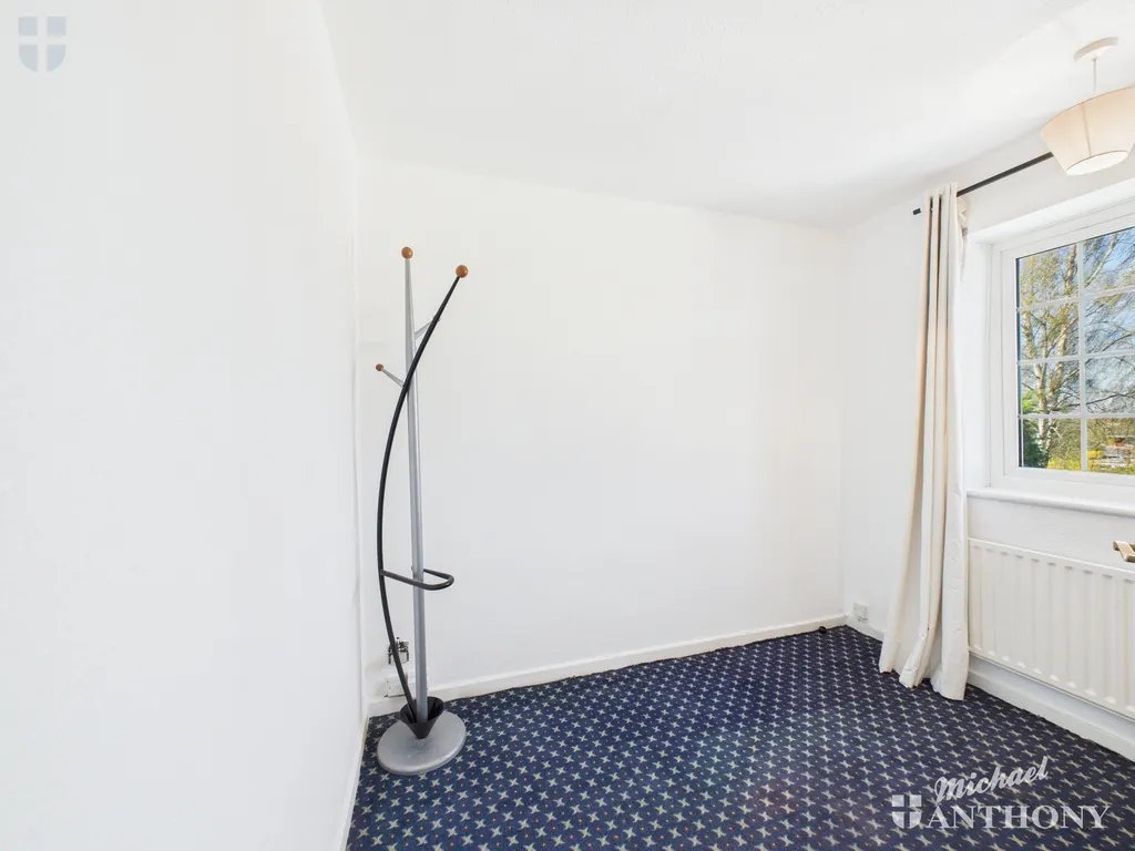 Dean Close, Aylesbury, HP21 9QE, photo 8