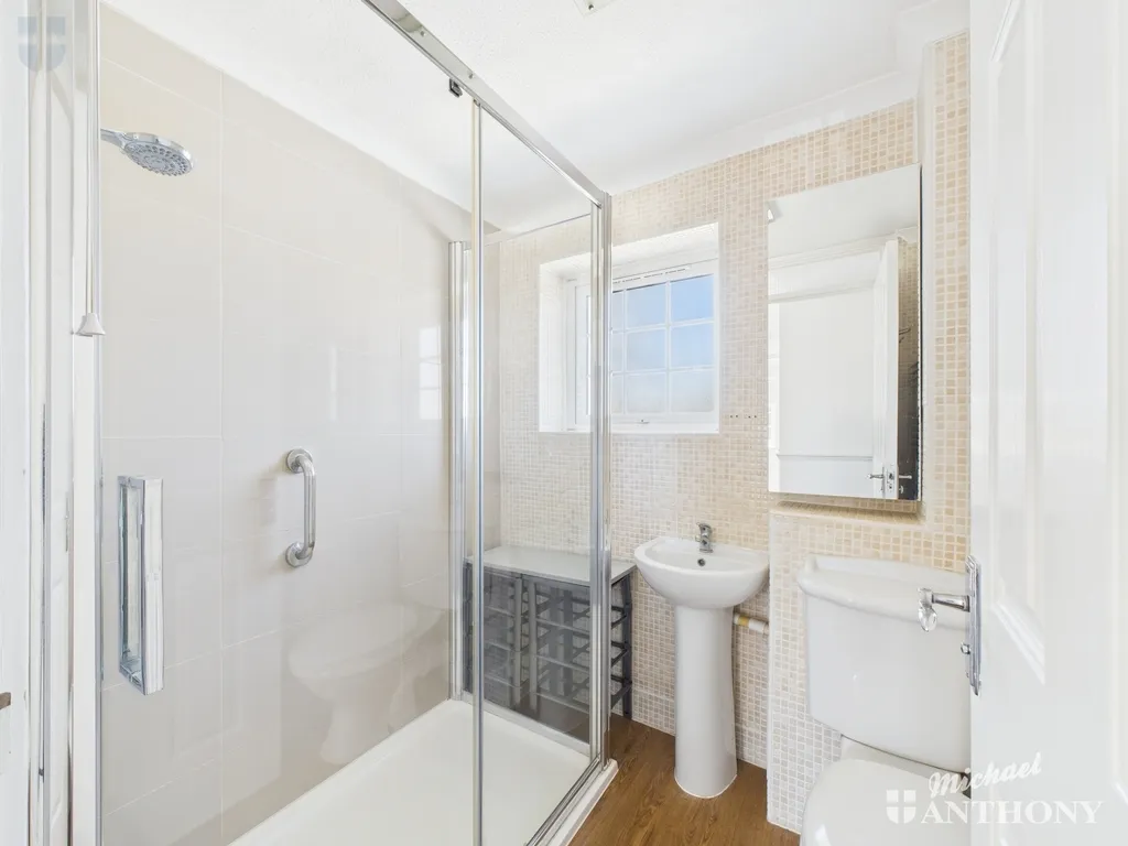 Dean Close, Aylesbury, HP21 9QE, photo 6