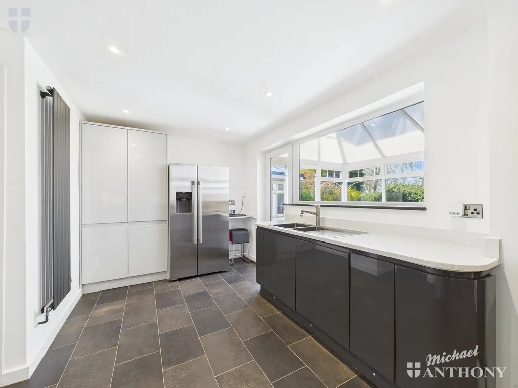 Dean Close, Aylesbury, HP21 9QE, photo 13