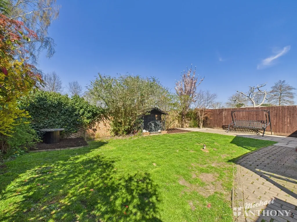 Dean Close, Aylesbury, HP21 9QE, photo 3