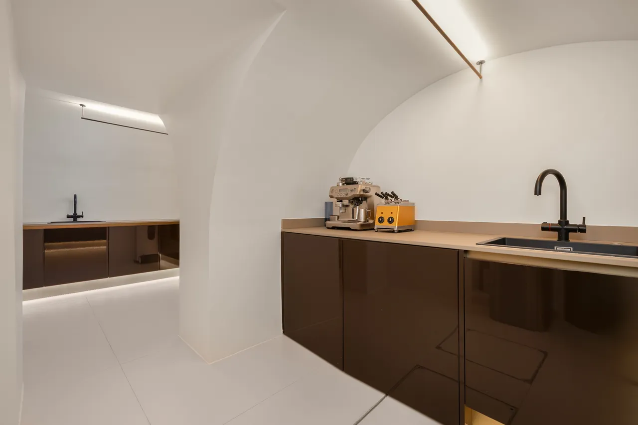 Chesterfield Street, Mayfair, W1J, photo 14