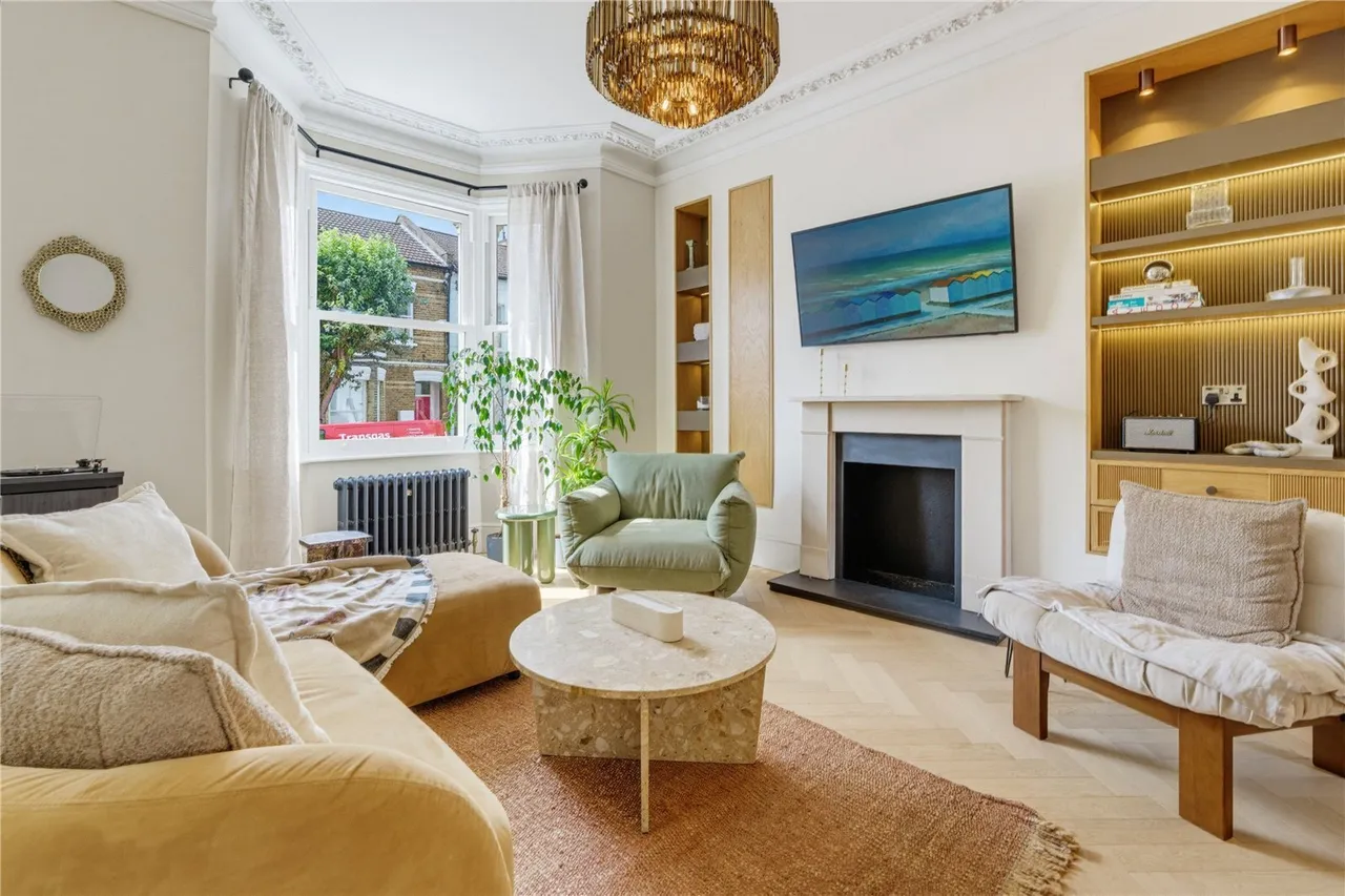 Bennerley Road, London, SW11, photo 2