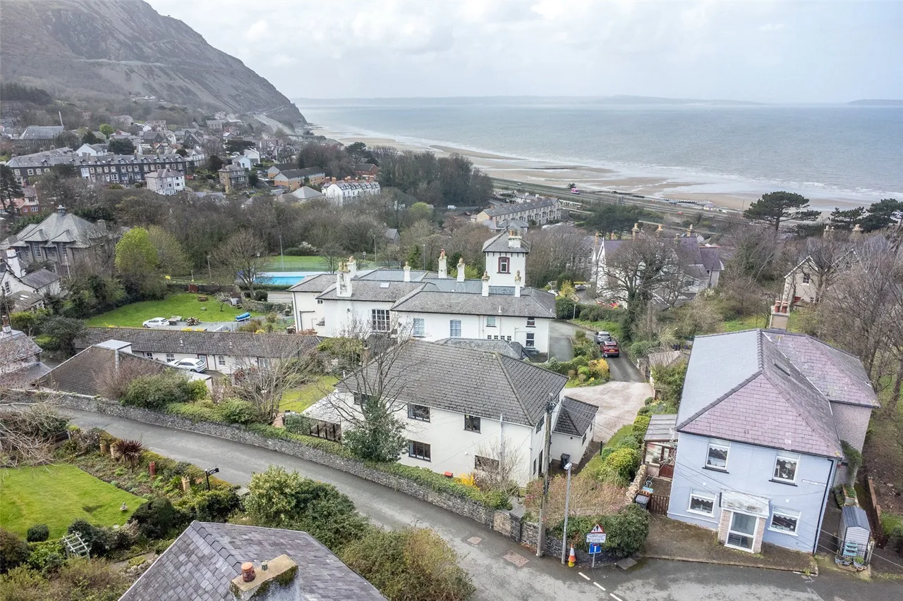 Conway Road, Penmaenmawr, LL34, photo 32