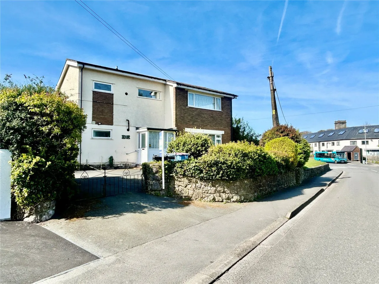 4 bed house for sale, Lon Goch, Amlwch, LL68
