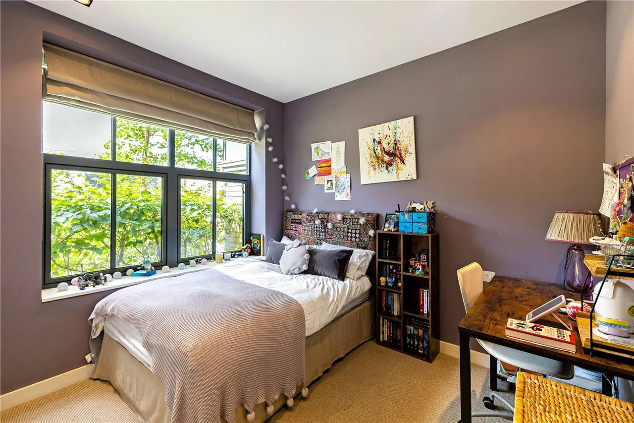 Porteus Place, London, UK, SW4, photo 7