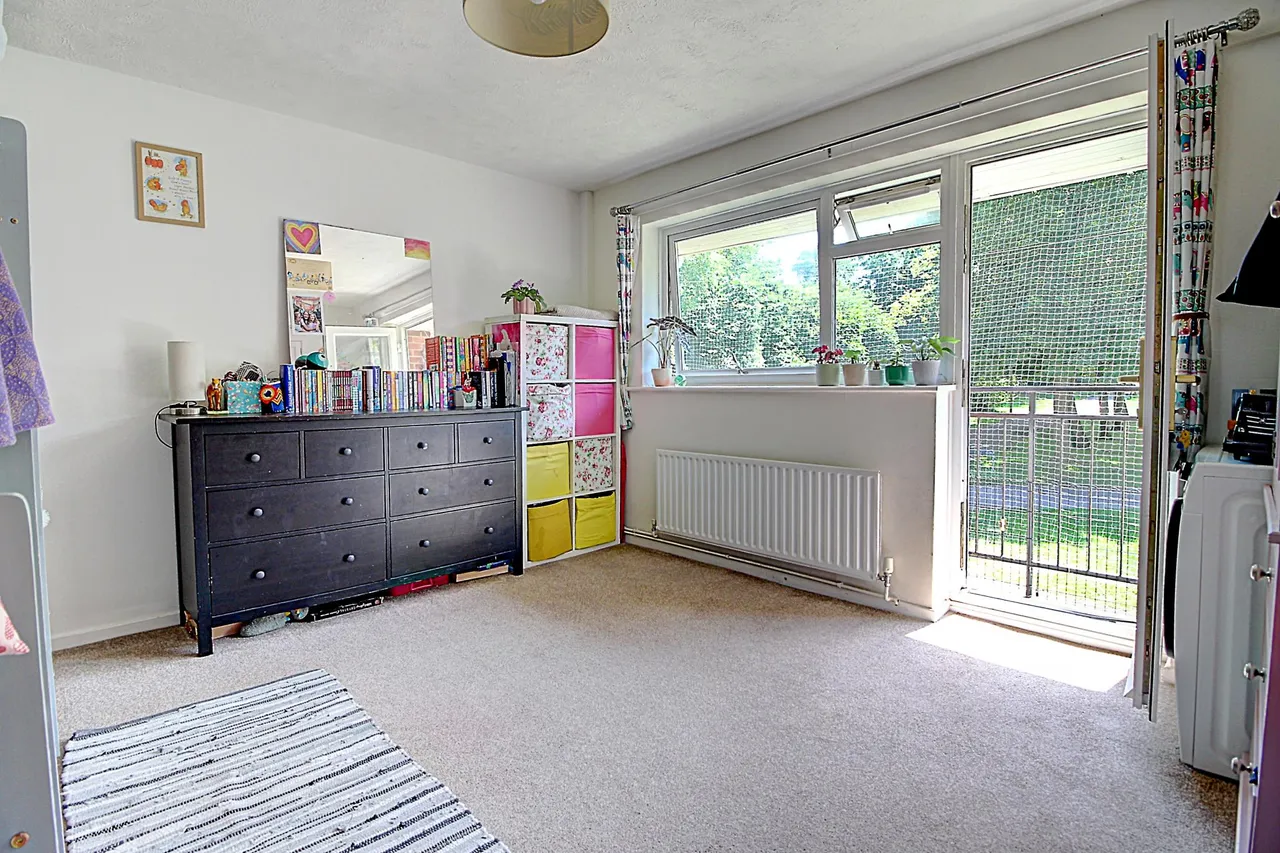 Elgar Close, Basingstoke, RG22, photo 9