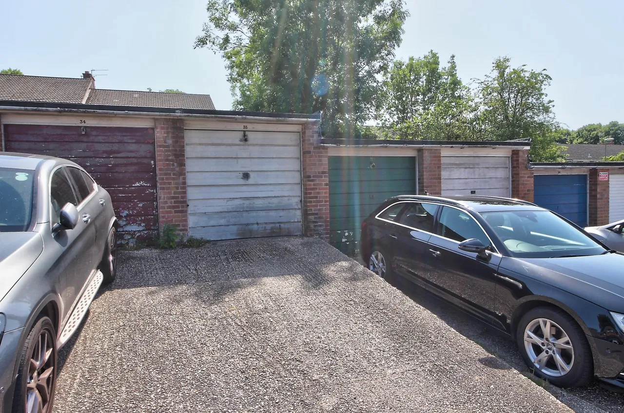 Elgar Close, Basingstoke, RG22, photo 16