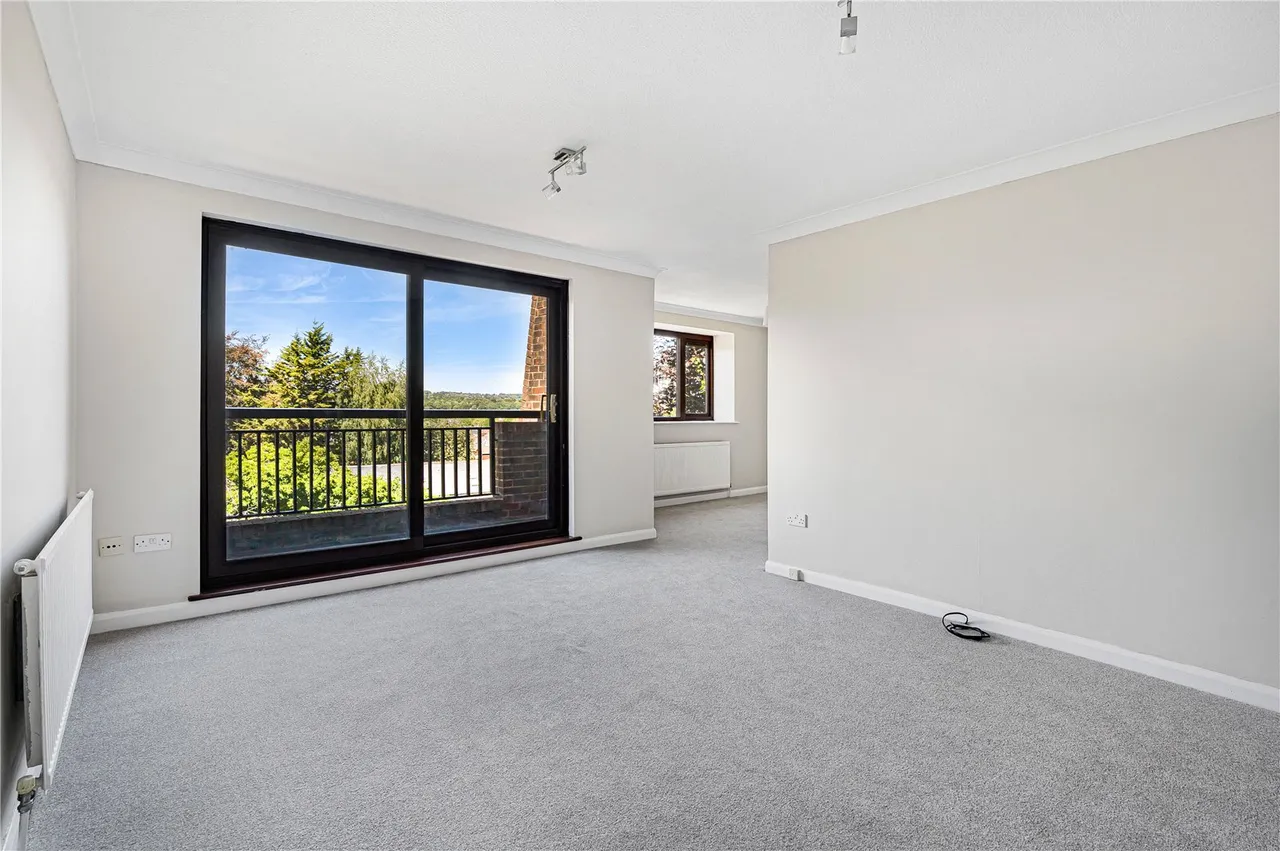 Morley Road, Farnham, GU9, photo 2