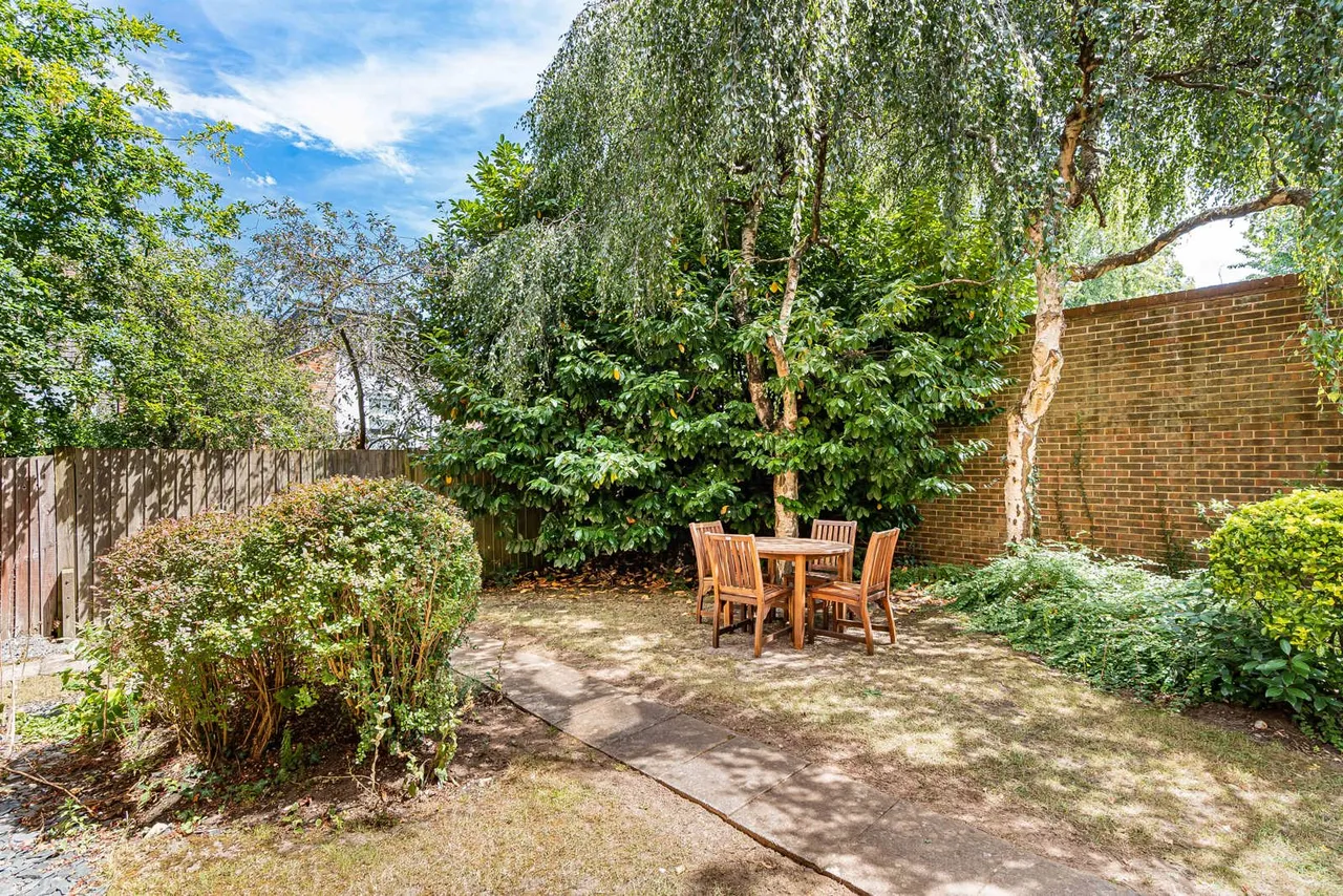 Morley Road, Farnham, GU9, photo 11