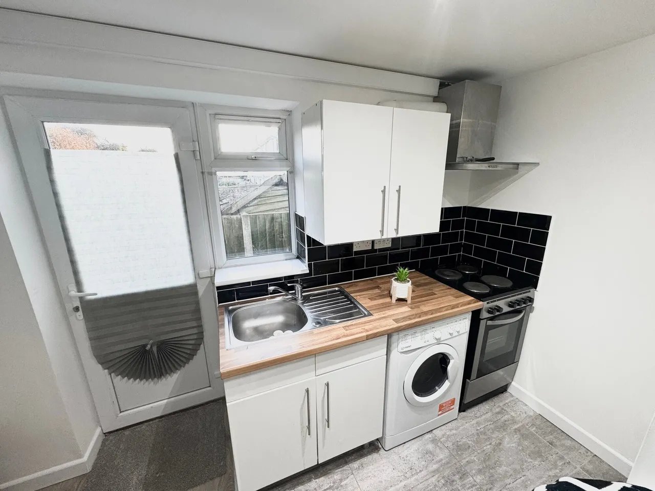 Holbrook Road, Long Lawford, CV23, photo 4