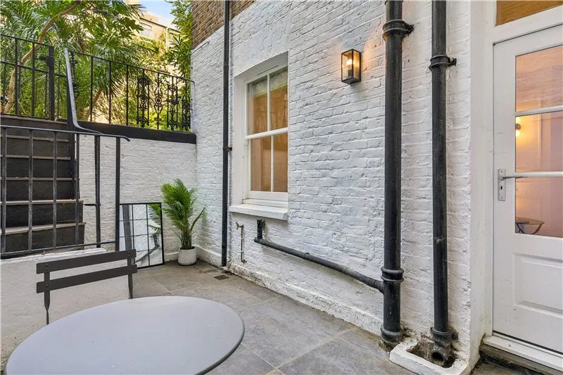 Nevern Square, London, SW5, photo 5