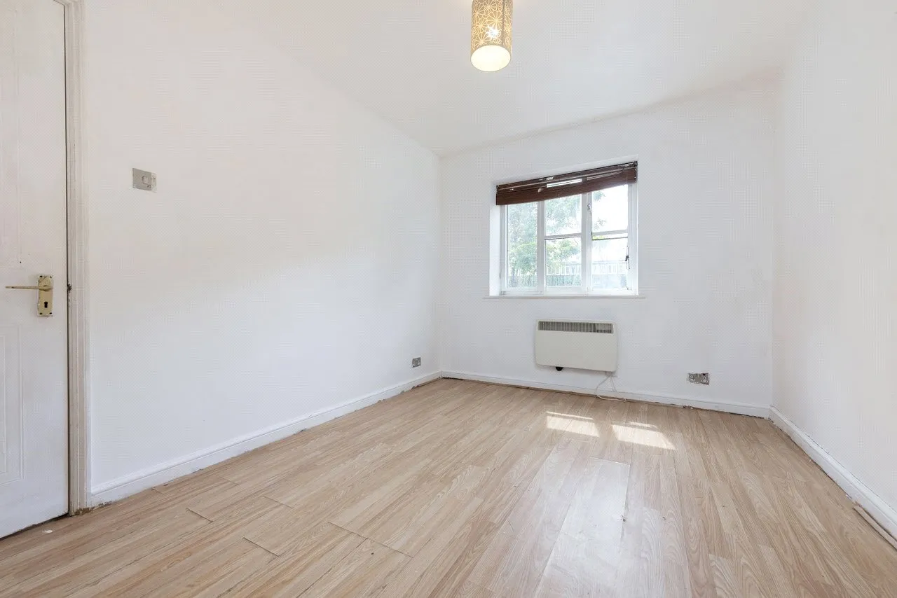 Benhill Road, Sutton, SM1, photo 13